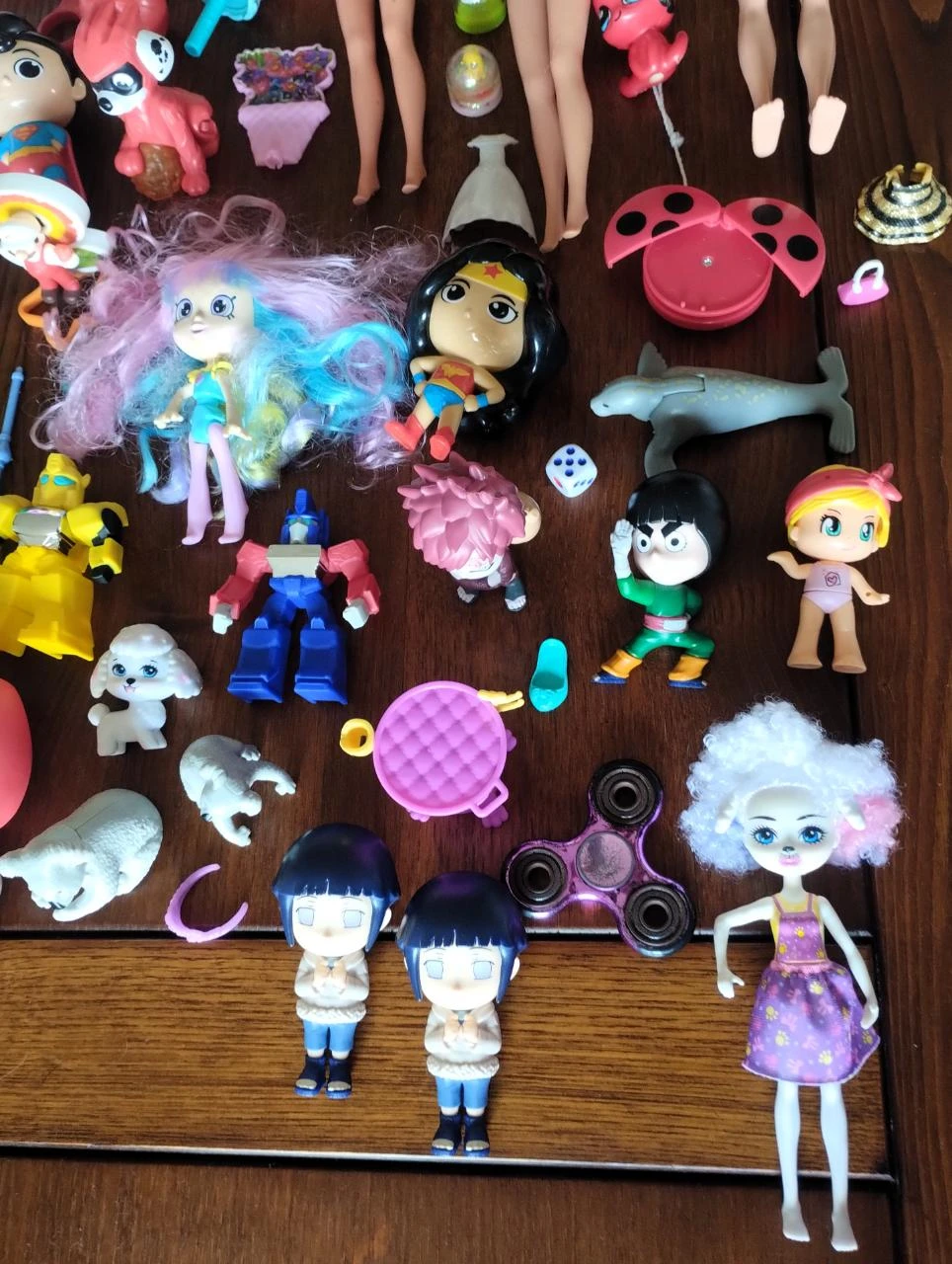 Lot de jouets Pijamasks Minecraft Peppa Barbie ETC – photo 2